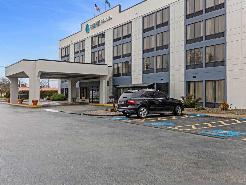 FE1C7FBA8CD842F95A620F4220A759B6