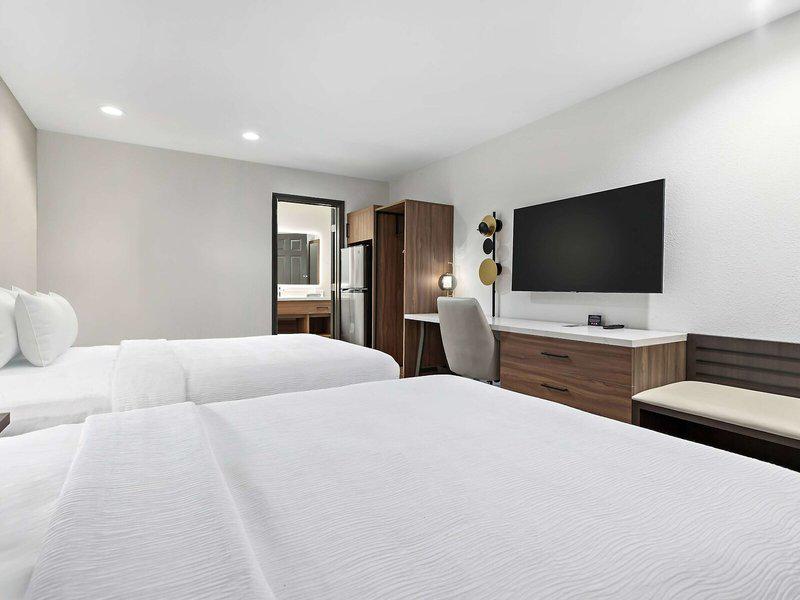 F0DF86D1452875E29D23971D9CA80063