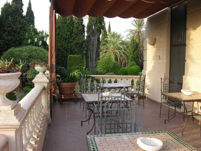 1BA08BB8AAA8F123320FD19C81736B93