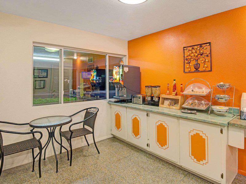 340C8E5DD1038AF38B8BD2FBCF393B5B