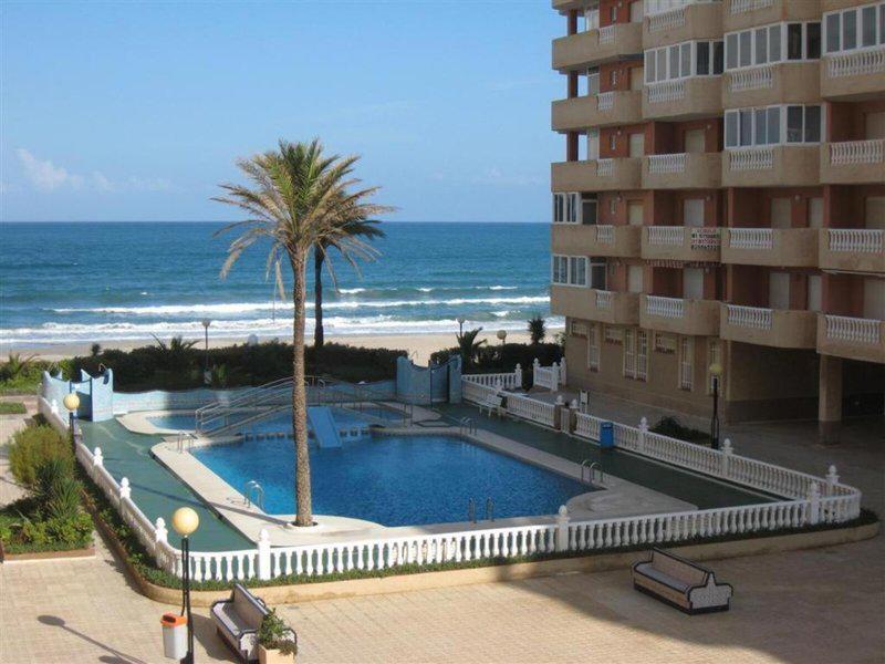 67C2D1502CF096AFE93AEA6FED7F687E