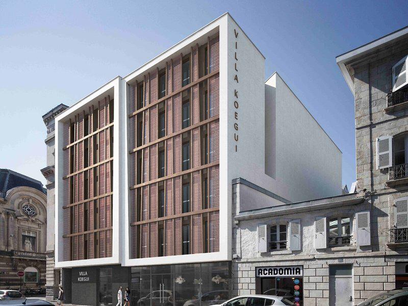 148533A3C586E49346DA8239218DE5D7