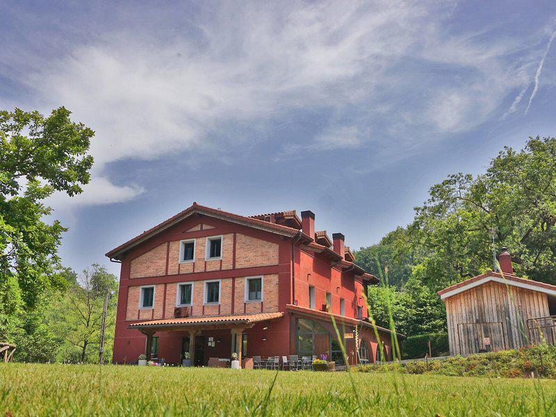 EEF522C4BBB61E98884BCE5F33F2284B