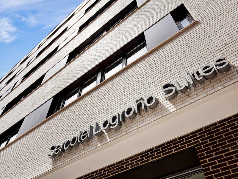 37DA27EBC89C1440BCA4344F653DCA7A