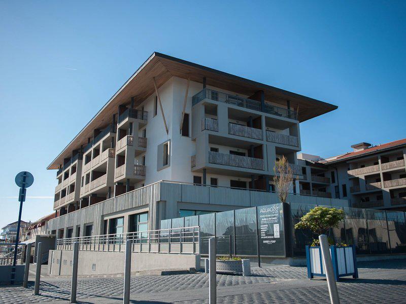 39843537A2D7EEDB41AB78CA24F34D13