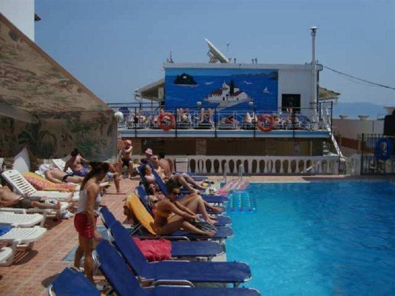 372700E535DDCEF3F4462BDA36F181AA