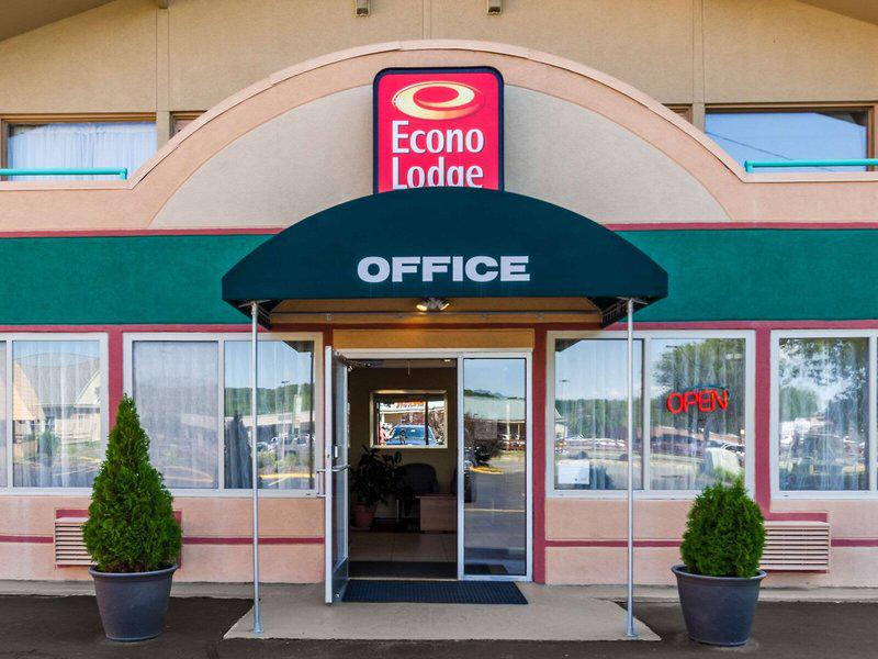 40299000877C9347877C9C0D6C2D82D0