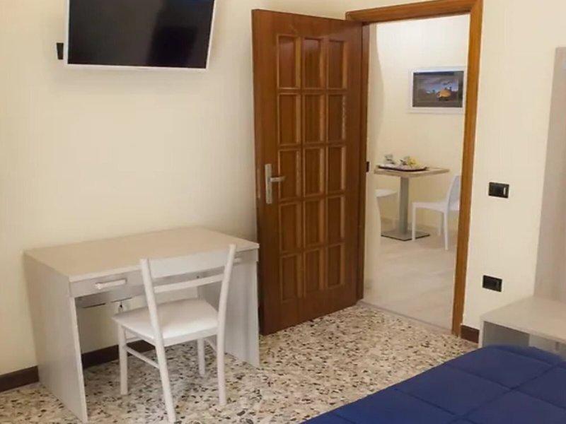 AE497B994E27048CFC00FCC8A40A01D3