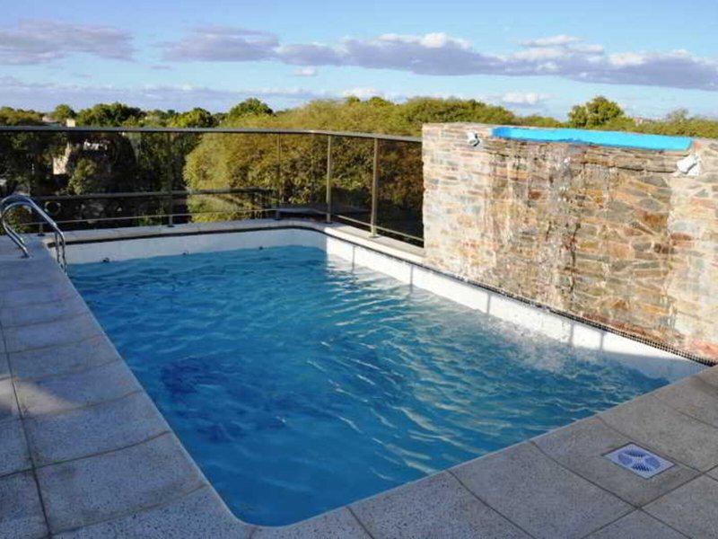 EBB58745CCADD009927295E98EBD7CB3