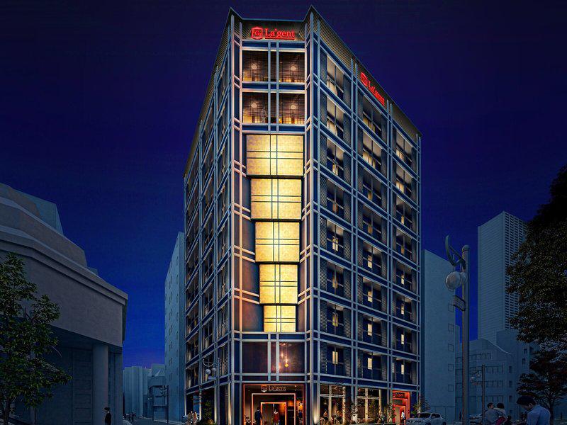 832172D876E7764A6B213AC405A497EF