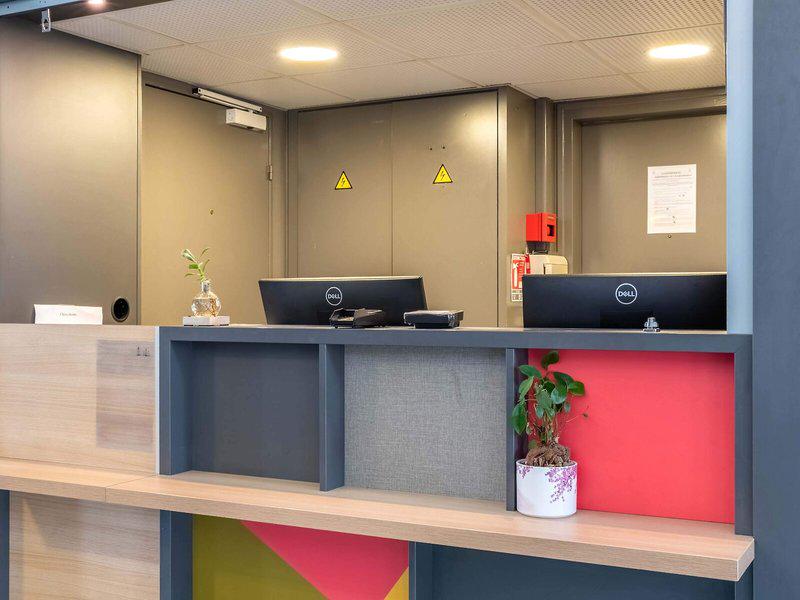 C262ADBEF81BFAE3F554987270DF0364