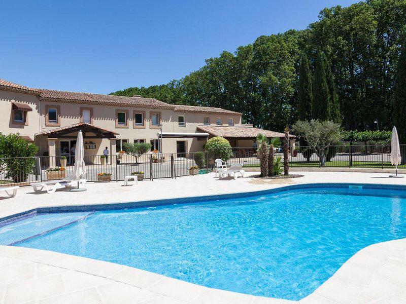 BB81AA10467D1DF772DCFF5F3A215E98