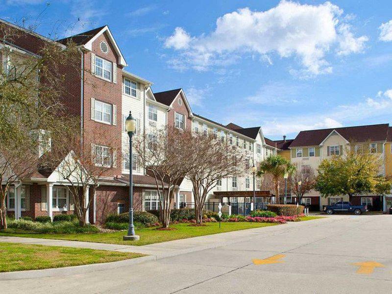 02818D3D9E7C031AEF6AE9B20D1DA50D