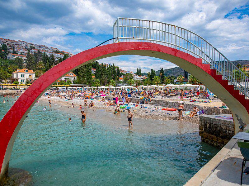 EBA212FD40F0290B9DF4663305D01DFF