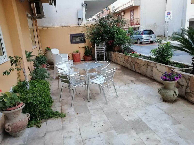 525A0FBEB65037F3434E817635EF96A4