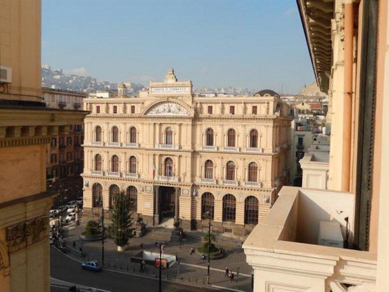 166B689595BC5E7E7A425BF713BB2AAE