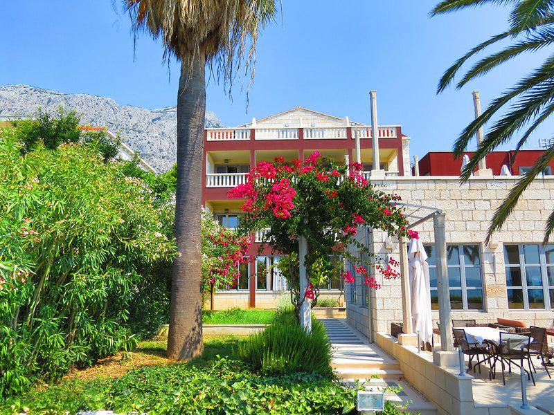 28FBB1B3A04311078939F704DDC5E773