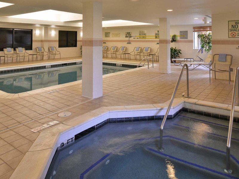 E638CB8F684E265423EF83A1E6F0540D