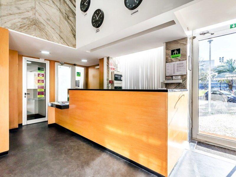 B2B56D8E6A16916FC3A649B32A51FE2A