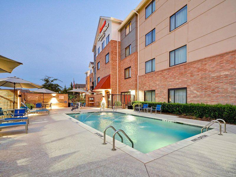 52490F7653AEEEBCAF00B0ACEE25165F