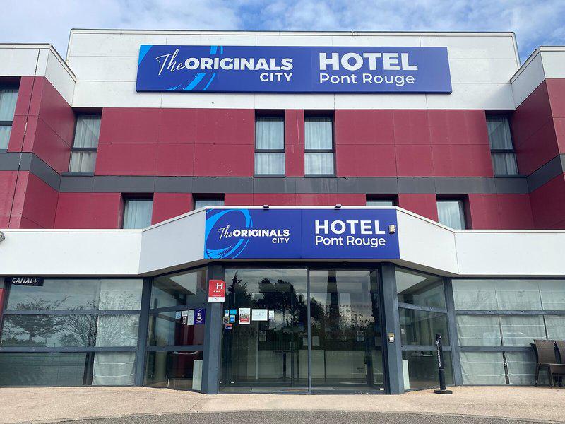 64D779D1FCF966A8D8FD931B7B793BD8