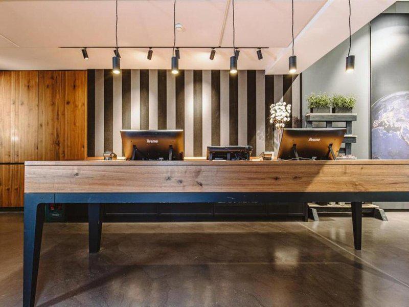 4BCAADE99B6D58C41A5921A0C21FB3A3