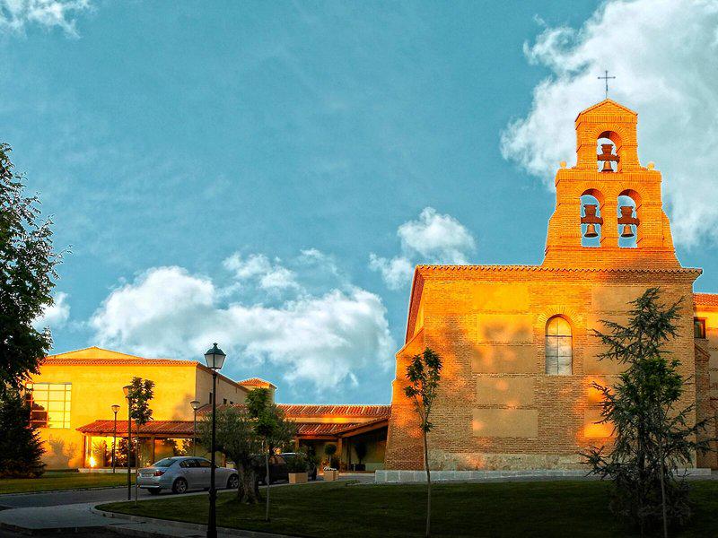 F9CAE9F168272A3512EE095A0EB841A6