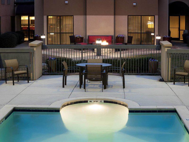 C701604ABD47185D3657E633706B8D6D