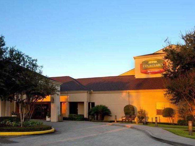 797BD3C54E4983D5712B26EC86997023