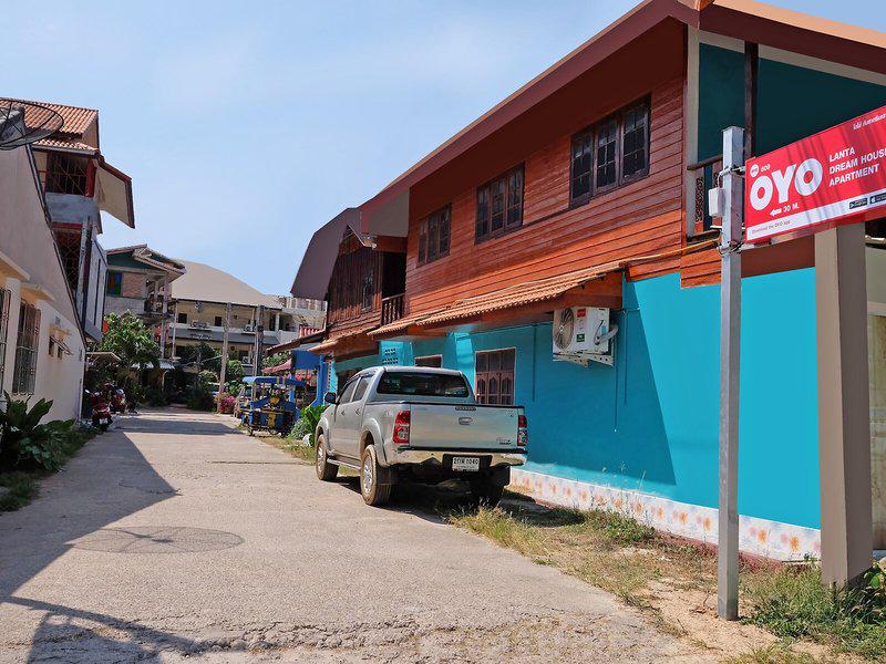 E2BB1B904EFA54B76C03EAA38F2E17BB