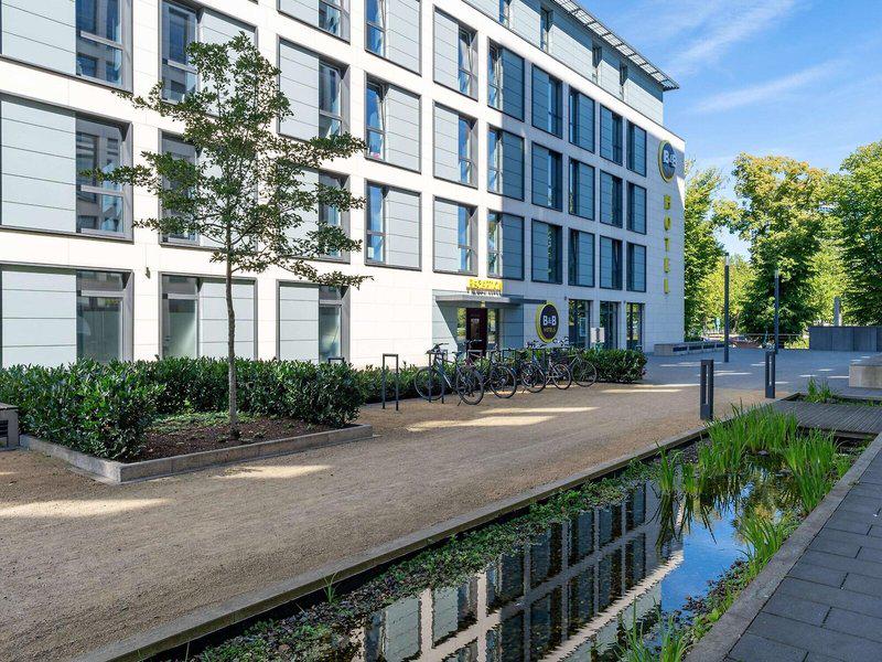 AF2ABB21D53282CB91F589094017B24D