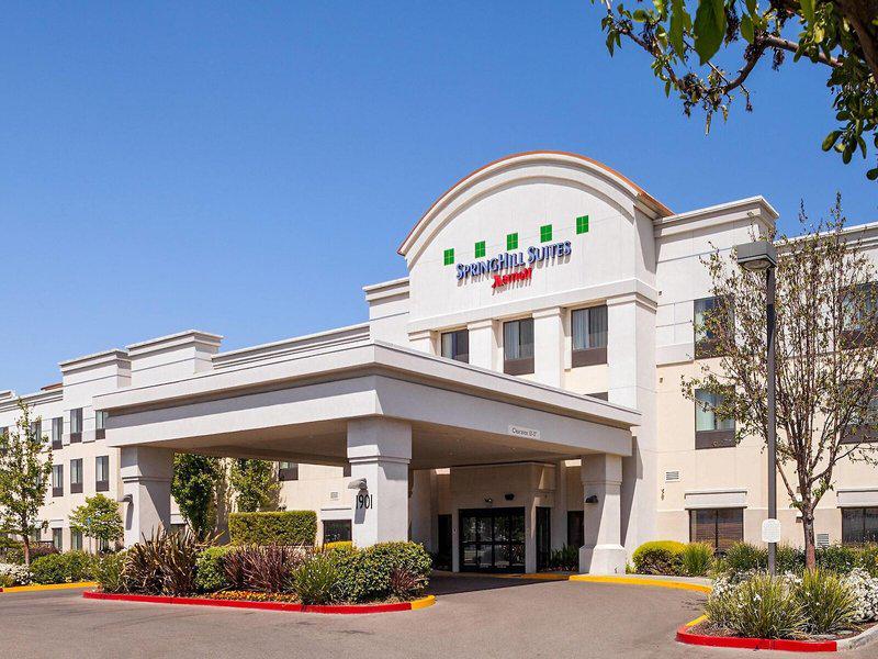 8A6ABA9882D8F374627F22381F5D6116