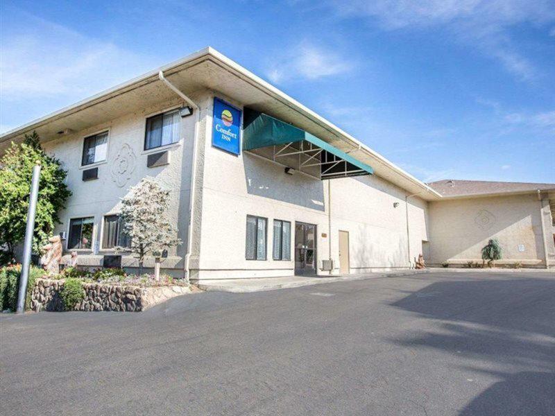 E2B547E96F6092AA3F77ABB4CFA640B5