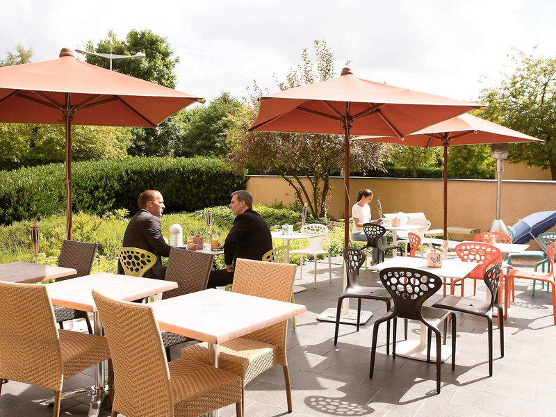 5F42D40713ADD698D56E285D56F26F20