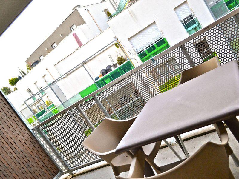 7D37D02124A3BC71D900EF53C8C53666