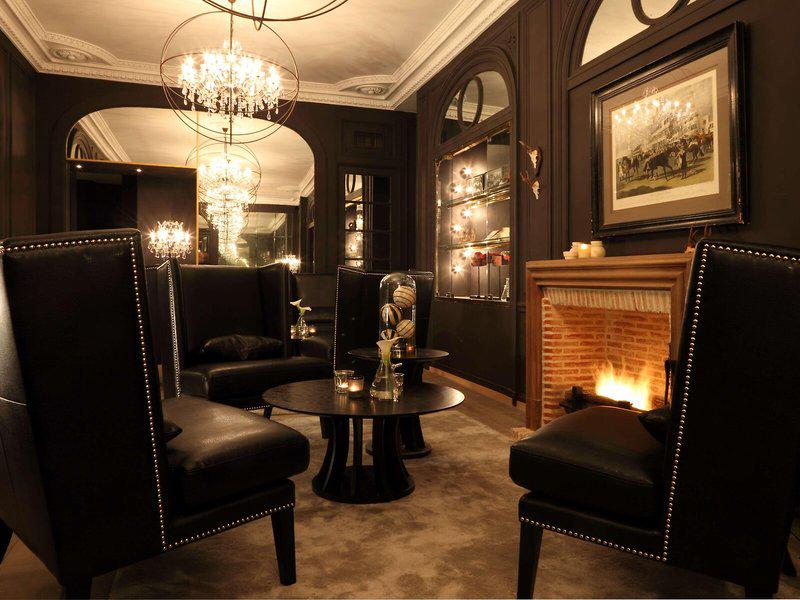 3338BA6609EC231A346AC3840682F17F