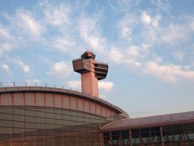 57D866C0D07BC64FE16799510A467577