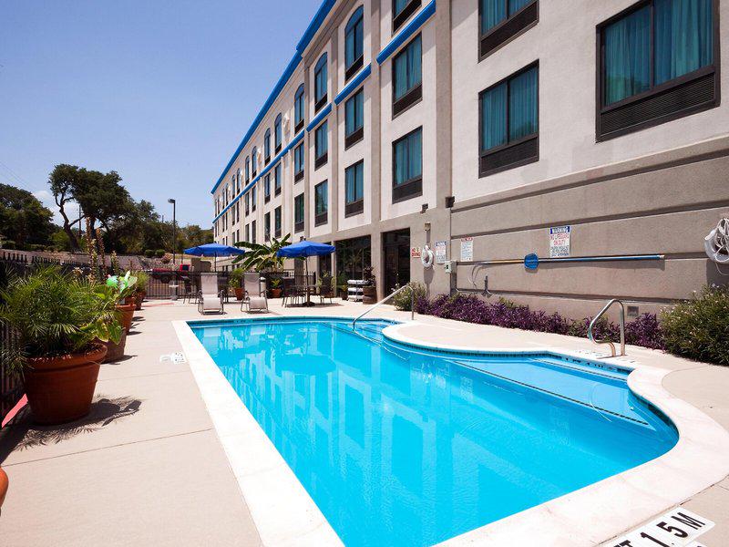 C348A6B5F5BF48E86A07E58FBD2BACA0