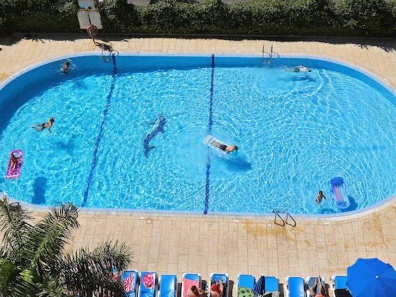 A57A16411D967B692D67AF74E21C8C93