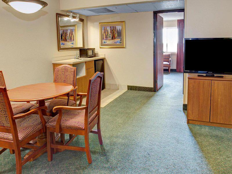 E5BD93FBD4E9595A70FE48F5271F9DD1