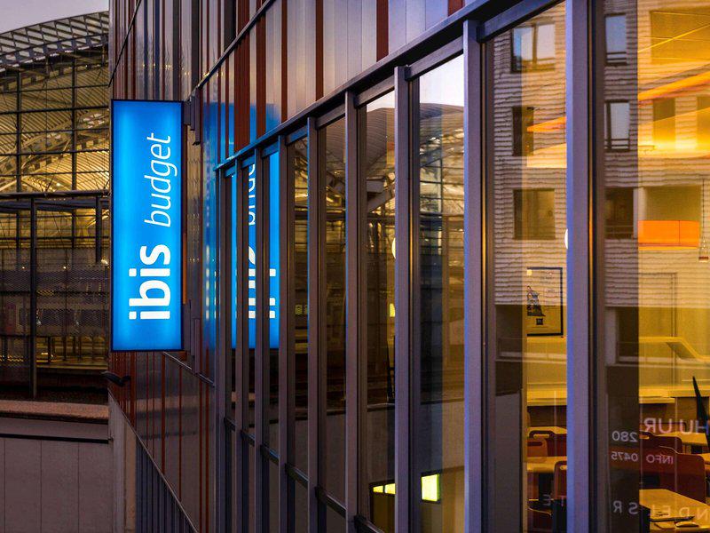 F4E5A8850836D1B8E14C4C156BA17BA0