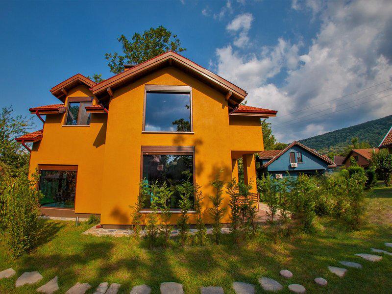 2986816A3F4182D9FBFDF0EA48D0EDB9