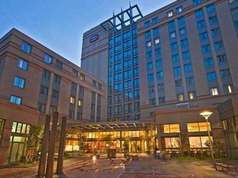 AE09F9A5FDA95819D57A90C6CE591644