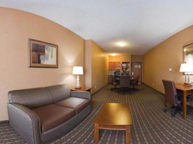 6338109BC93B9D178E9AE5A41F596A10