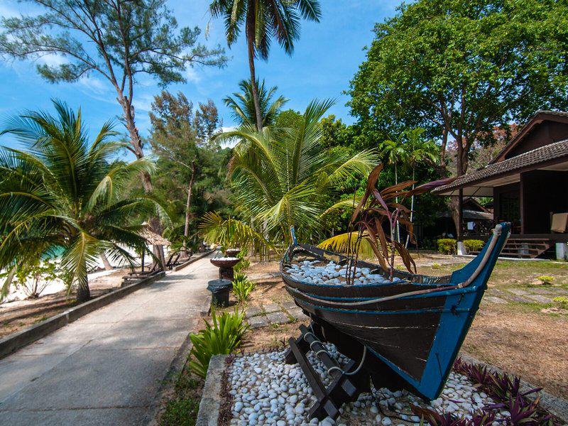 684FE247C5C4D77C905DF8BD7FE17A80