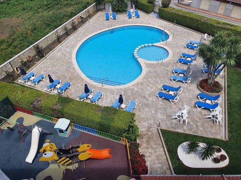 475279EAED29ACD00A4B5D93D2C8EF61