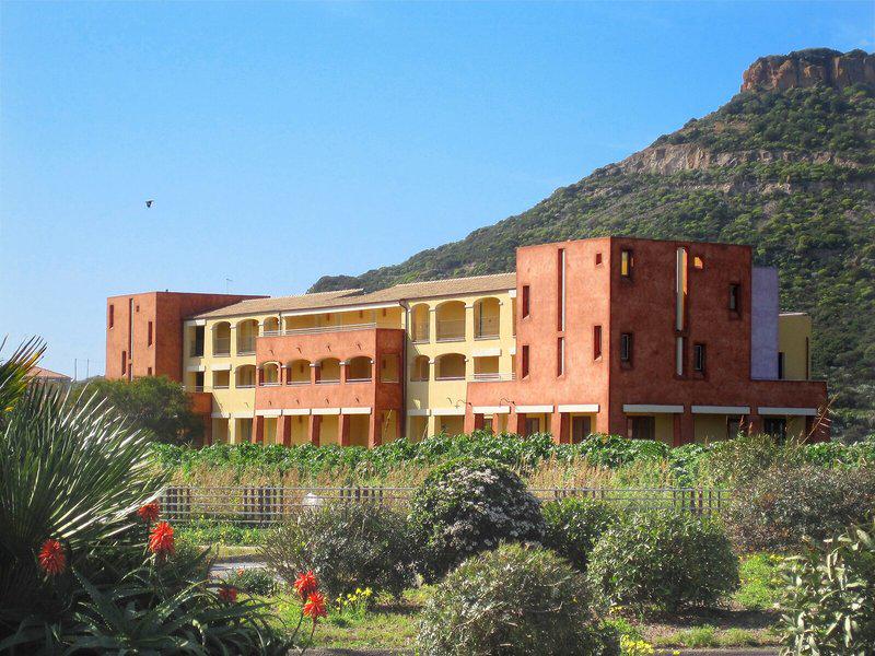 2D058341D73E683814F5BEC56F063E33