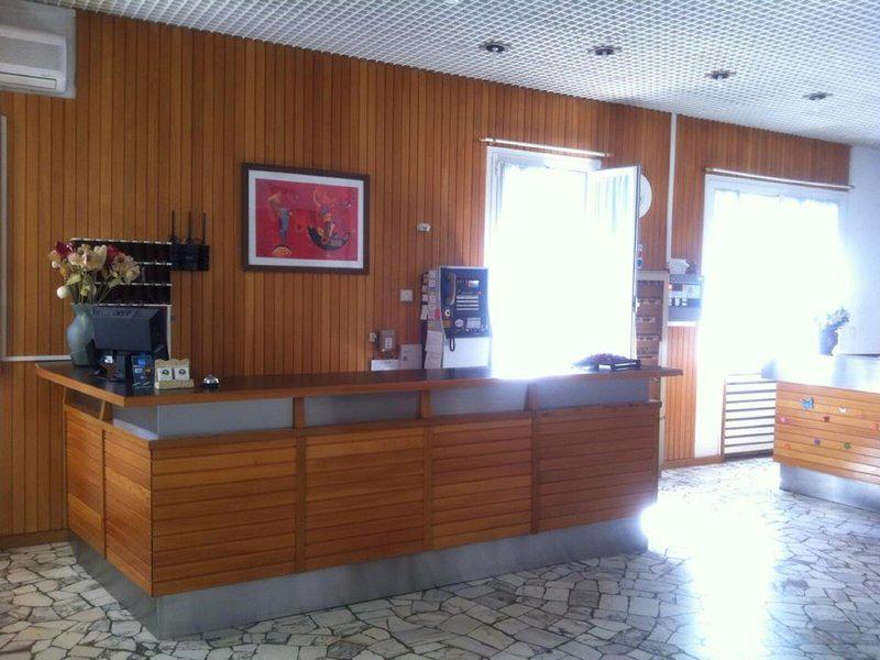 ACC7F36DD51A3473BC8FCBB4B89D6AA7