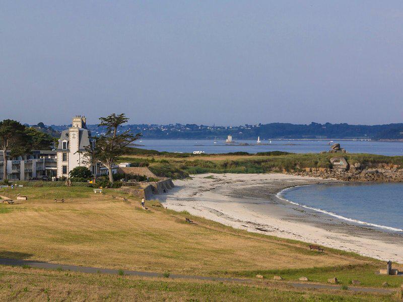 E04A2350AF0F78B35C9335289F02C52B