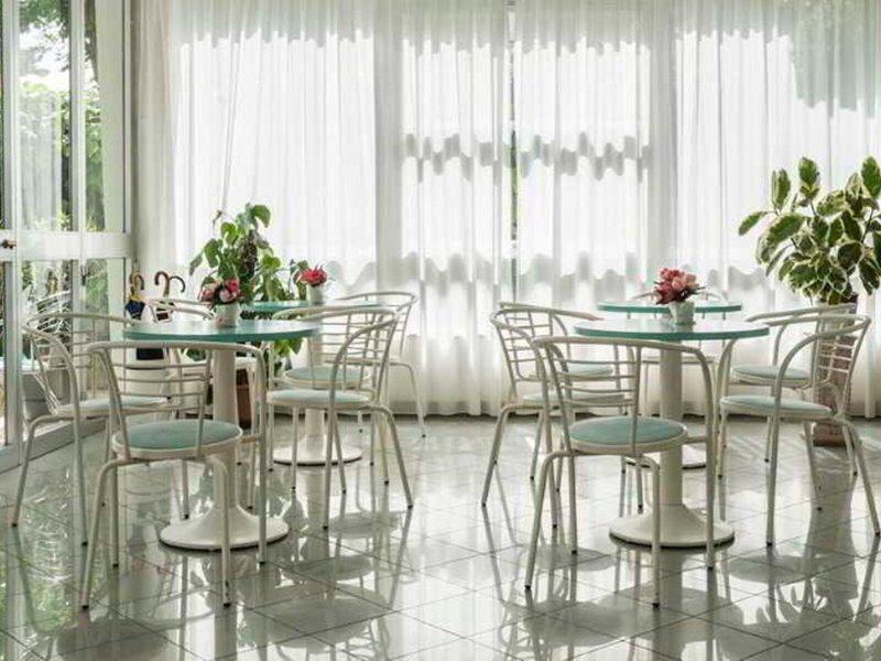 6EA9525C3FDAB289C81D3E78BC5A629D